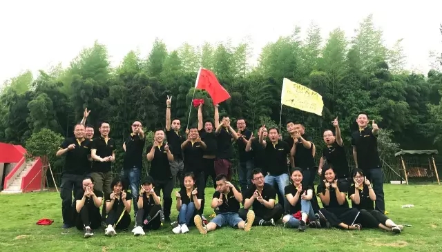 “向梦想出发” asiagame销售团建活动完善绽放