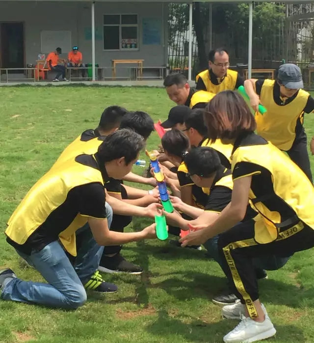 “向梦想出发” asiagame销售团建活动完善绽放